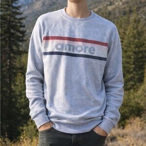 Amore Blue Sweatshirt no brand, used condition size small